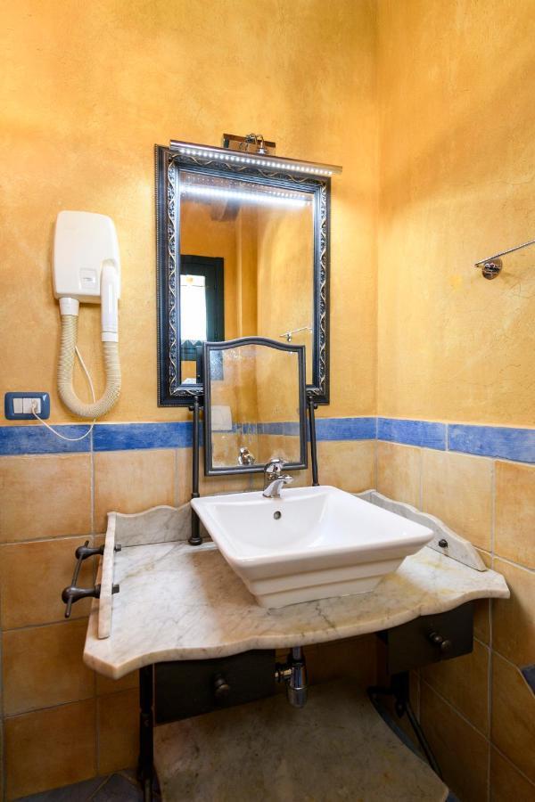 Cantina Anzivino - Affittacamere Gattinara Exteriér fotografie